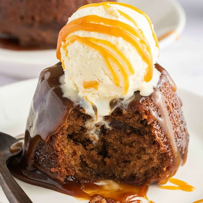 sticky toffee pudding