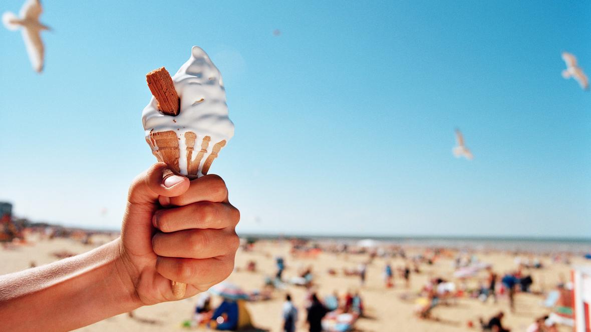 Treats on the Beach - The nations favourite seaside snacks - Projuice