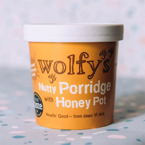 Nut-Honey-Porridge-on-bench